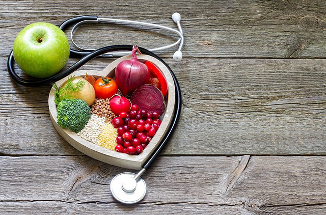 Fruit and vegetables for heart health. Naturopathic nutrition and functional medicine.